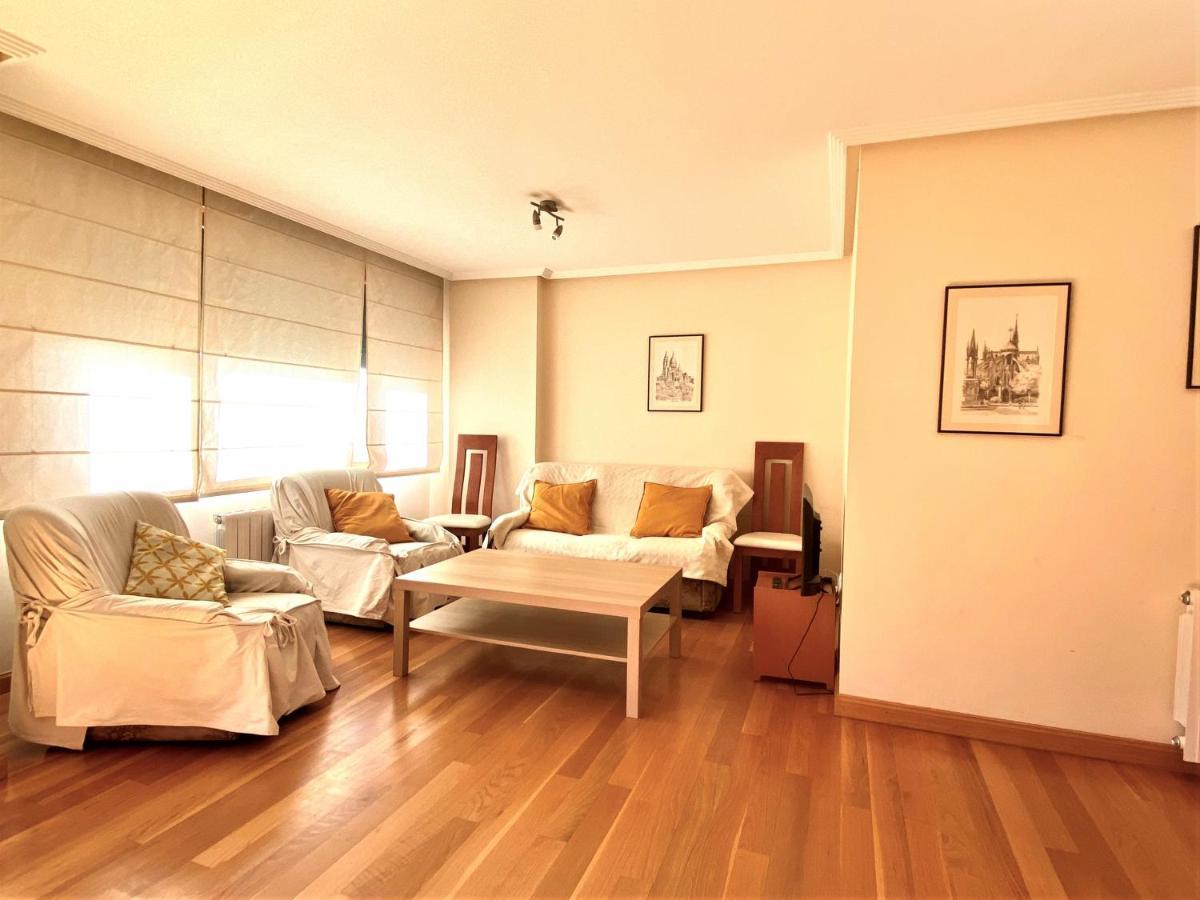 Housingleon - San Marcos Con Garaje Apartman Kültér fotó
